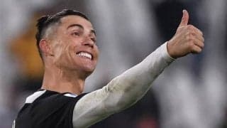 C・ロナウド、世界限定500台の超高級車と日光浴「景色は自分で選ぶもの」