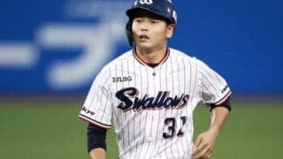 ヤクルト山崎晃大朗に「二軍に落ちるぞ」。石井琢朗が２年前に伝えたこと