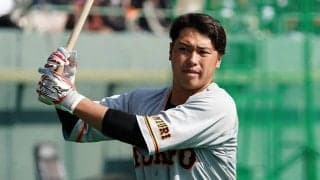 巨人北村、甲子園バックスクリーンのプロ初アーチに原監督興奮　“エアーグータッチ”炸裂