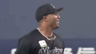 「まさにメジャーのプレー」　ロッテ・マーティンのサヨナラ阻止“バズーカ補殺”の衝撃