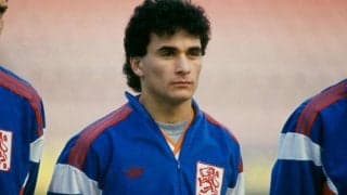 GKも見送ることしかできず！元Jリーガーファネンブルグの超変化FK【ビューティフル・フリーキック】