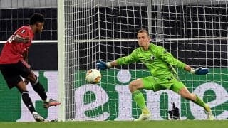 コペンハーゲン守護神がEL記録の1試合13セーブ!　赤い悪魔の前に立ちはだかった“聖カール”