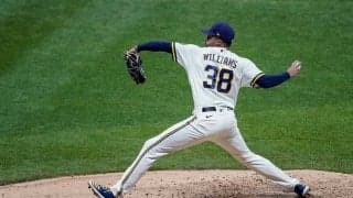 【MLB】物理の法則無視!?　ブルワーズ右腕の超変化チェンジアップに驚愕「打つのは不可能」