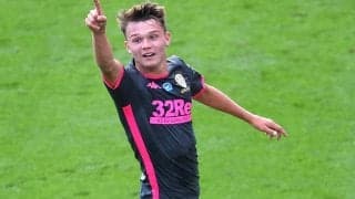 昇格組リーズ、生え抜きのU-20イングランド代表MFシャックルトンと4年契約を締結