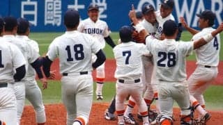 大塚光二監督が語る「今、優勝した価値」東北福祉大が国際武道大を破り3度目の頂点【全日本大学野球選手権】
