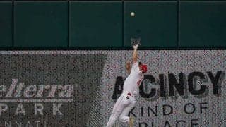 【MLB】秋山翔吾のフェンス激突の好守を敵将も絶賛「日本でGG賞を受賞した理由を示した」