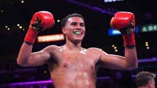 体重超過で王座剥奪も無敗キープ　猛攻10回TKO勝ちに米興奮「相手を破壊している」