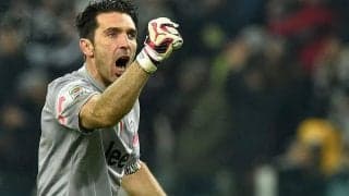 ブッフォンの超反応にパッツィーニも呆然！老兵が見せたスーパーセーブ！【アンビリーバブル・セーブス】