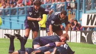 伝説の“ダイブ”パフォーマンス誕生！ドイツ往年の名ストライカー、クリンスマンが決めたトッテナムデビュー弾！【ファースト・ゴールズ】