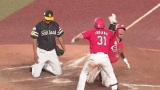 ロッテ劇的サヨナラ勝ちで首位並ぶ　代走・鳥谷が暴投で二塁から一気に激走生還