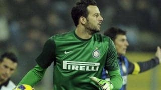 インテルの絶対的守護神ハンダノビッチが素早い反応で強烈なシュートをストップ！【アンビリーバブル・セーブス】