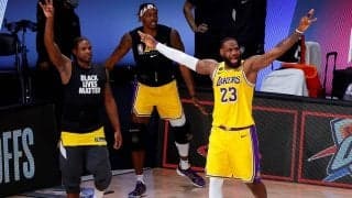 レイカーズがブレイザーズを今季最少得点に抑えて圧勝、2012年以来の白星を飾る