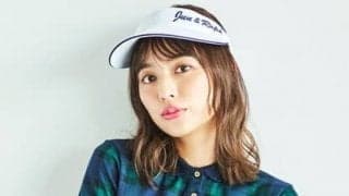 内田理央さん、パッティングにトライ。構え方「３カ条」を学ぶ