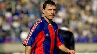 柏でもプレーしたブルガリアの英雄、ストイチコフが決めたバルセロナでの初ゴール【ファースト・ゴールズ】