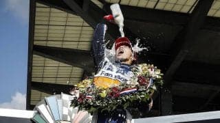 「今度こそ国民栄誉賞ものの快挙ではないか」との声も　佐藤琢磨が３年ぶり２度目のインディ５００優勝