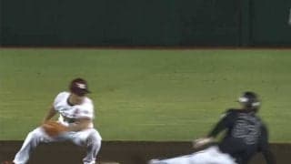 速すぎる＆上手すぎる！　ロッテ和田康士朗の芸術的ディレード盗塁が「まるで忍者」