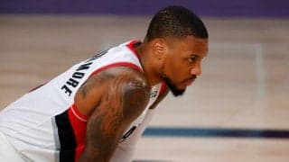 デイミアン・リラードが開催地を離れ、ポートランドで捻挫した右膝の検査へ