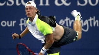 鮮やかなネオンカラーのウェアでアガシの精神が引き継がれる