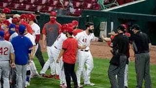 【MLB】秋山翔吾への1球で両軍入り乱れる事態に…　報復？に激怒したレッズ指揮官ら3人退場