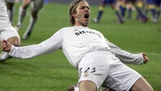 貴公子の前に壁など無意味！ロベカルとのコンビネーションからベッカムが絶品FK【ビューティフル・フリーキック】