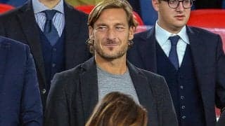 トッティ、新オーナー移行でローマ復帰を示唆!