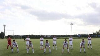 [女子サッカー]開幕戦、ゴール遠く筑波大に０－２で敗戦。