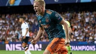 ユナイテッドがオランダ代表MFファン・デ・ベークの獲得を発表！今夏1人目の補強