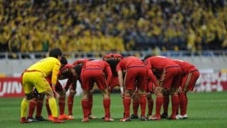 高校サッカーに訪れたビジネスの波　スポンサー入りユニフォームの是非を考える