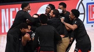 アヌノビーが逆転ブザービーター！ラプターズが激戦を制し、シリーズを1勝2敗に