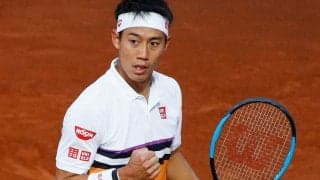 錦織 アルプスの迫力ある自然をバックに写真撮影。復帰戦は8日開幕