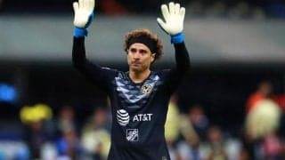 メキシコの守護神オチョアが大舞台で見せたスーパーセーブ【アンビリーバブル・セーブス】