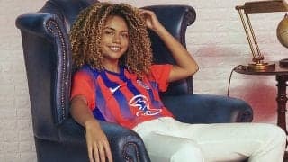 チェルシーが今季の3rdユニ発表も、C・パレスに酷似でイジられる…