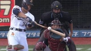 打率.379で三振わずか16…　オリ吉田正が放った衝撃弾にファン驚愕「あれで入るんか」