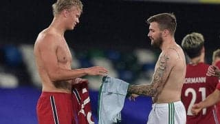 リーズファンのハーランド、代表戦ではにかみながら主力MFダラスにユニ交換を求める