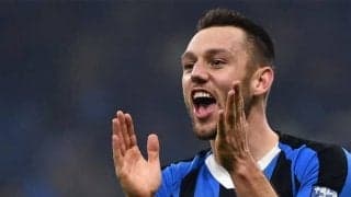 クーマン・バルサの獲得候補にインテルCBデ・フライが浮上？