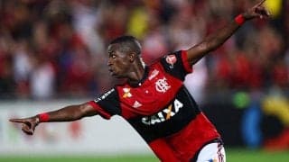 レアル期待の若き天才、ヴィニシウスがフラメンゴ時代に決めたプロ初ゴール【ファースト・ゴールズ】