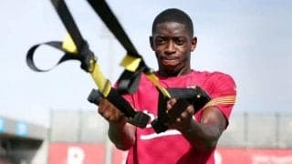 バルサの監督クーマン デンベレを4-2-3-1の右で起用か