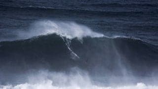 ブラジルの女性ビッグウェーブ・サーファー、マヤ・ガベイラが 『XXL Biggest Wave Award』を受賞。73.5フィートの大波に乗りギネス世界記録を樹立