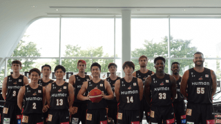 大阪エヴェッサが新体制発表会を実施、安井直樹代表取締役「バスケットボール界で“BREAK THROUGH”」