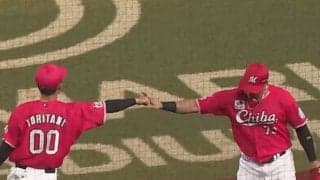 「ご飯3杯いける」「相変わらず弾丸」　ロッテ・マーティンの好返球にファン称賛