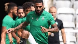 元フランス代表MFエムビラがオリンピアコスに完全移籍