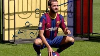 ピャニッチがバルセロナで入団会見「以前からバルサと契約したかった」