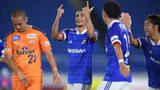 エリキ2ゴールの横浜FMが完勝！ 序盤に退場者出した清水は泥沼の7連敗《J1》