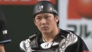 「完全に永遠の好敵手やん」甲斐キャノンVS盗塁王3度男の“3秒対決”にファン注目