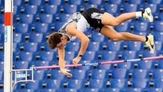 20歳が“鳥人ブブカ超え”　世界新「6m15」の跳躍に海外驚愕「彼はマシーンだ！」「ワオ」