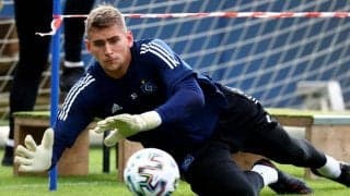 リヨンがハンブルガーSVの長身GKポラースベックを完全移籍で獲得