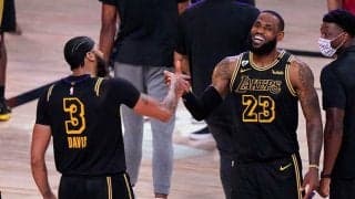 【NBA】「俺のダチに敬礼、もっと敬意を!!」　デービスのブザービーターを同僚レブロンも絶賛
