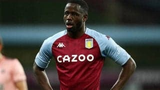 アストン・ビラ、下部組織出身の若手FWデイビスとの契約を2024年まで延長