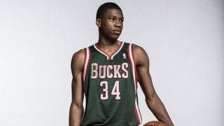 アデトクンボのルーキーカードが史上最高額の約2億円で落札…落札価格でレブロン超え