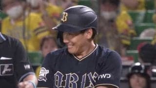 オリ吉田正の“技あり安打”に鷹・柳田がニヤリ　2人の仲睦まじい姿に「イチャイチャすな」
